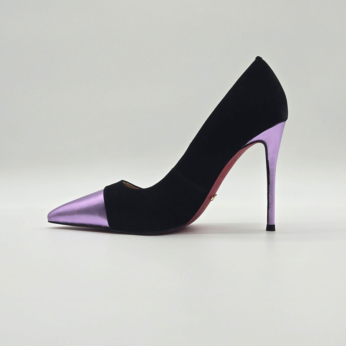 GlamourStride Heels - Mystic Violet